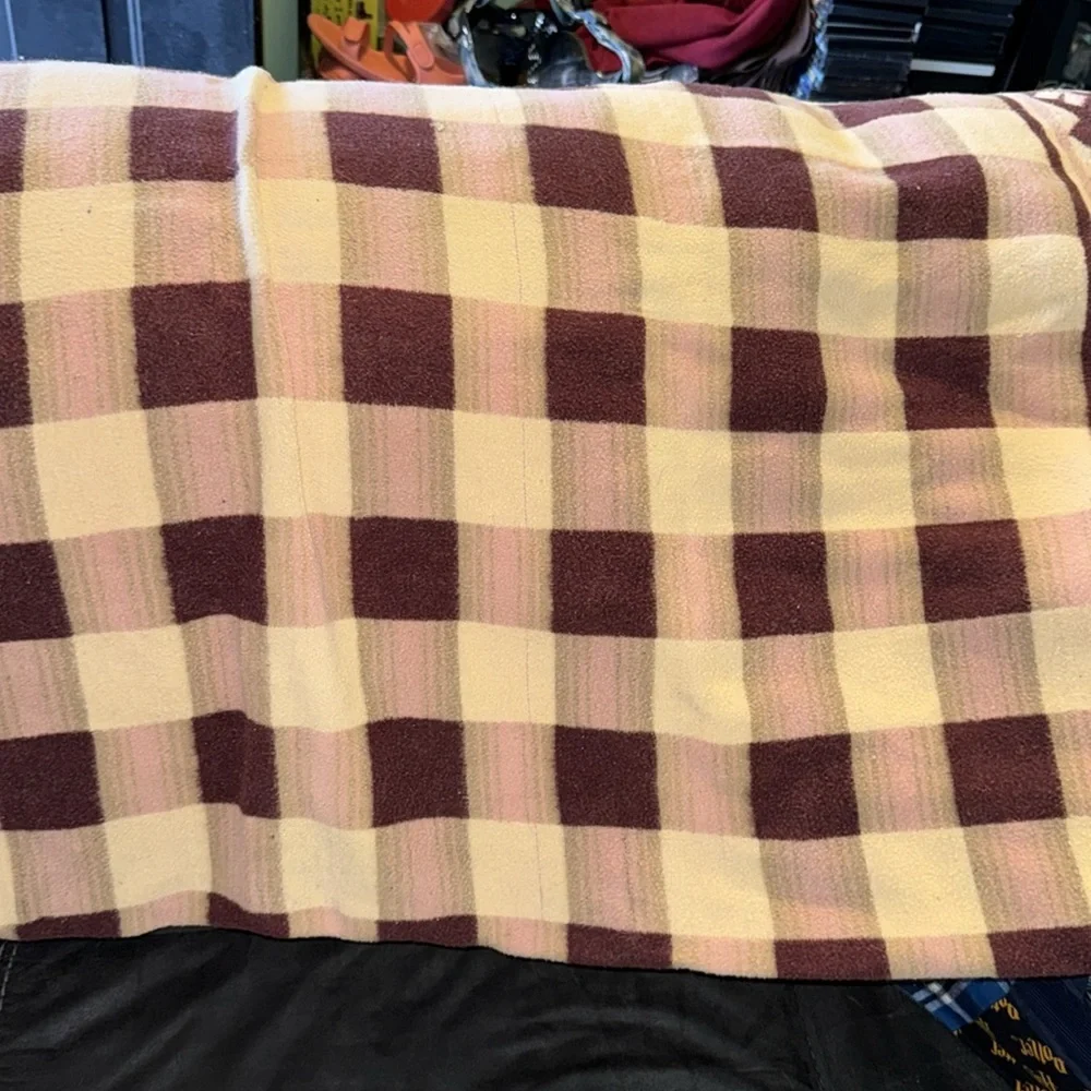 Beacon Vintage Pink,Beige & Garnet Plaid Camp Blanket Cotton Blend Size 70”x68”